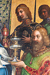 Köln, Dom, Marienkapelle, Altar der Stadtpatrone, Mitteltafel, Anbetung der Heiligen Drei Könige, Detail: Jüngere Könige mit Geschenkpokalen